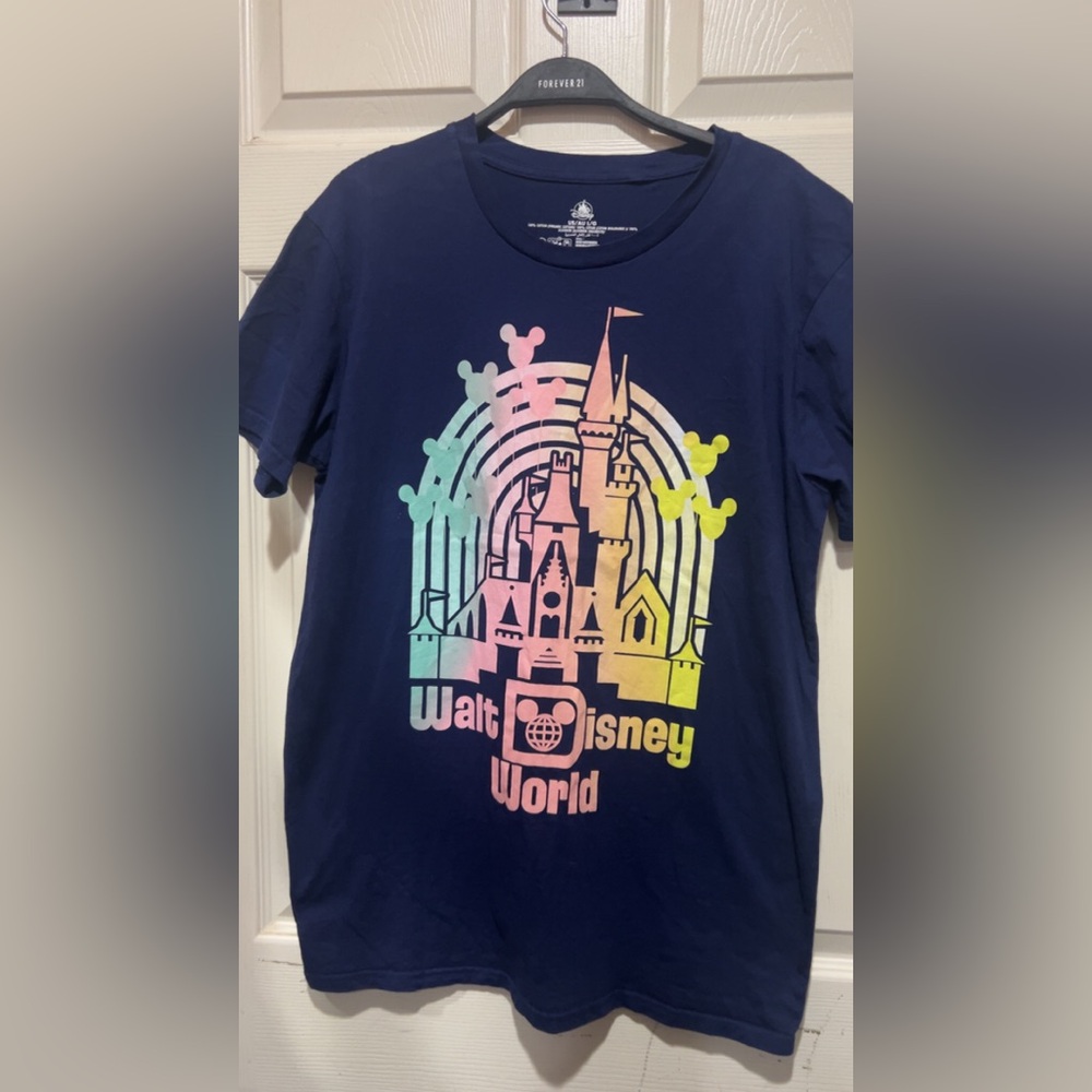 Disney World navy blue t-shirt Size L #disneyland